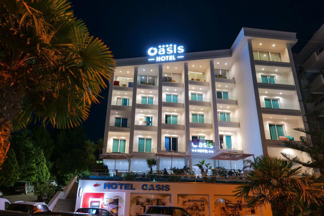 Hotel Oasis Sarandë エクステリア 写真
