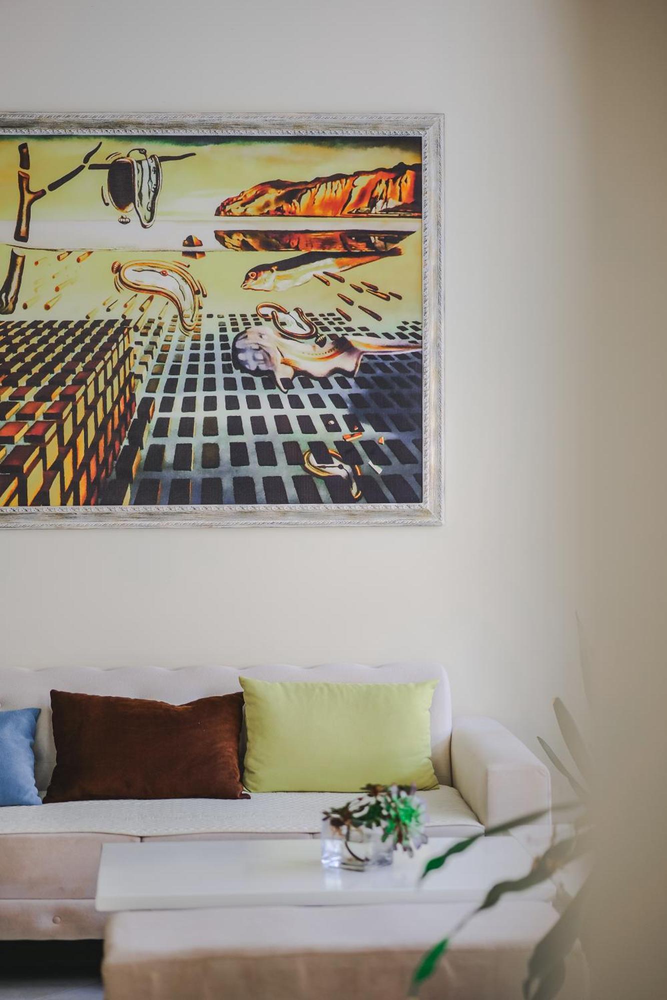 Hotel Oasis Sarandë エクステリア 写真